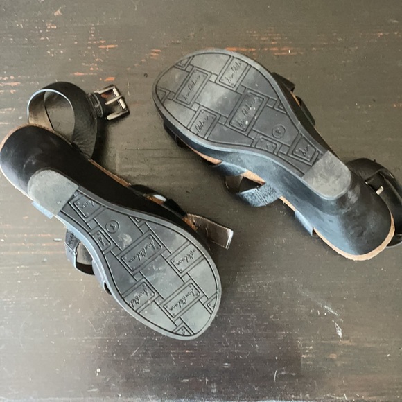 Sam Edelman Black Wedge Sandals Size 8 - Picture 4 of 5